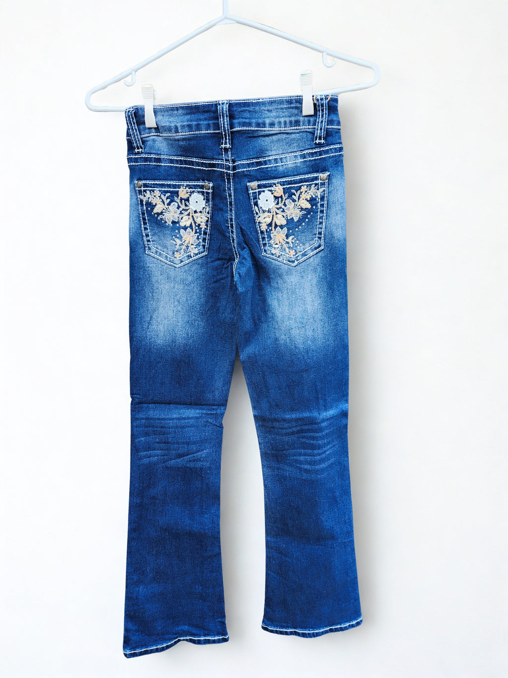Boot Cut Jeans - Flower pocket detail